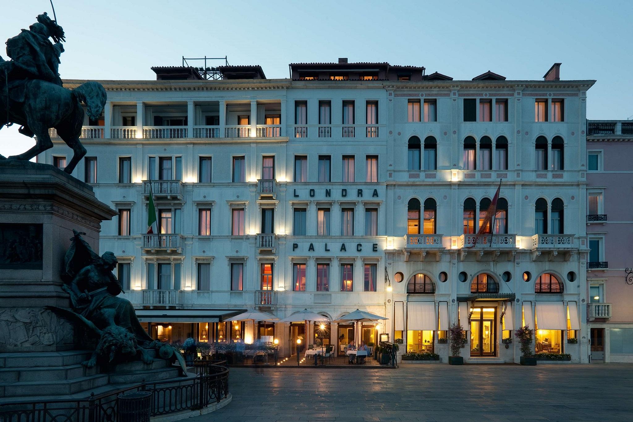 Londra Palace Venezia Exterior photo